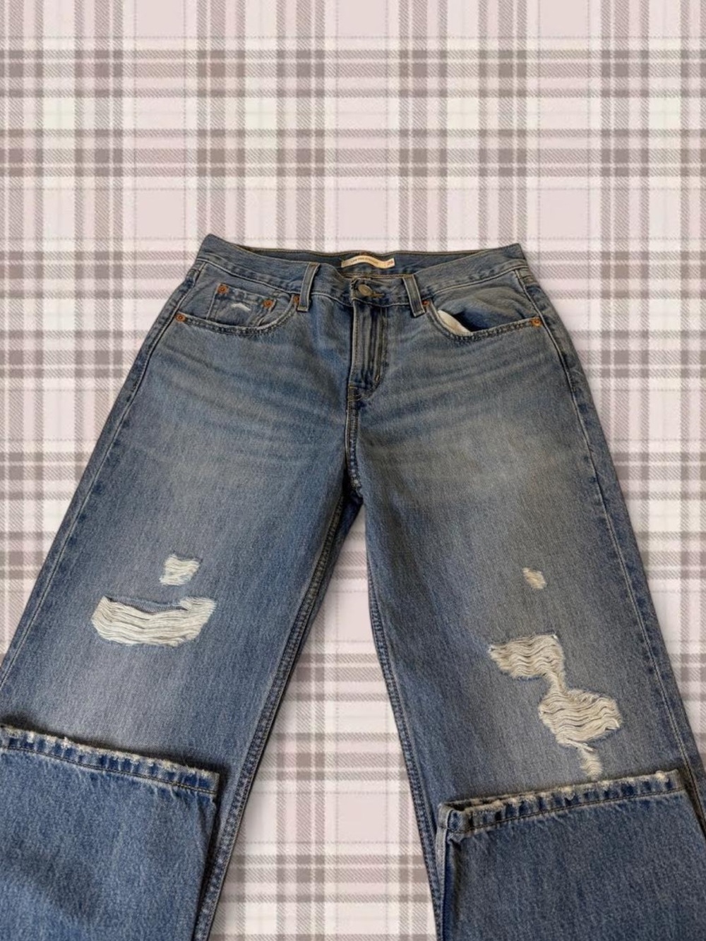 Levis low pro jeans